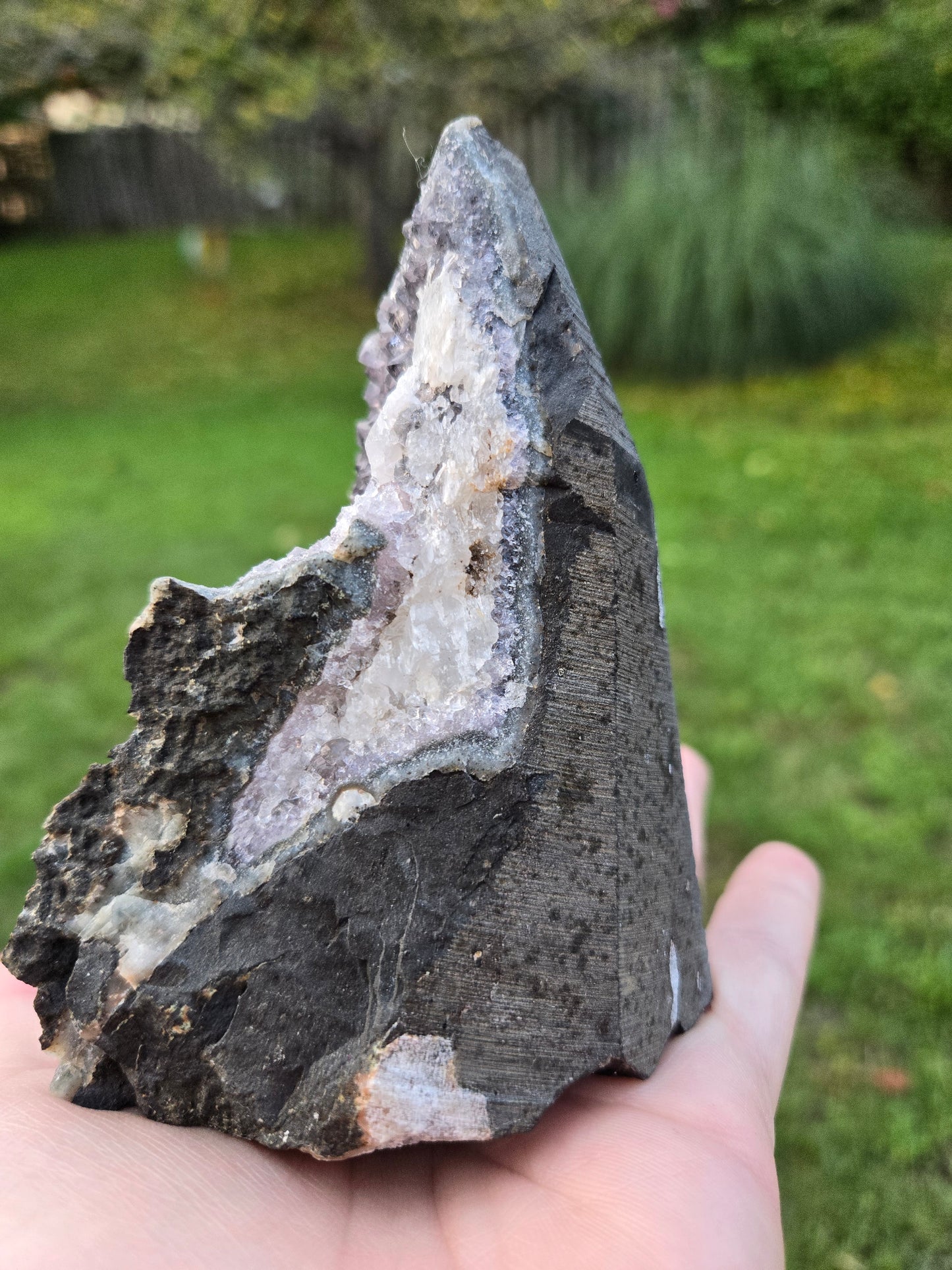 Amethyst Cutbase (J)