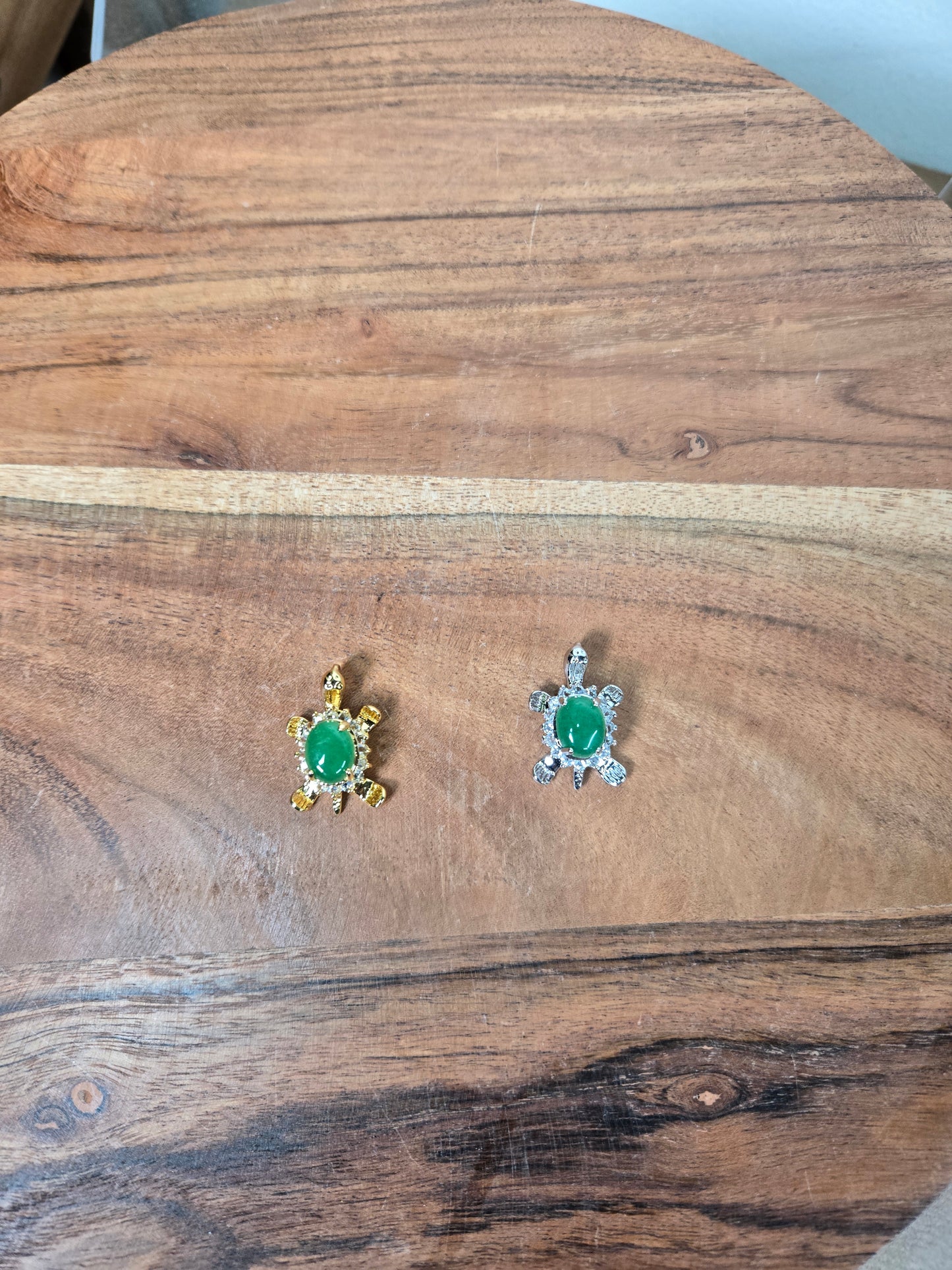 Jade and White Topaz Turtle