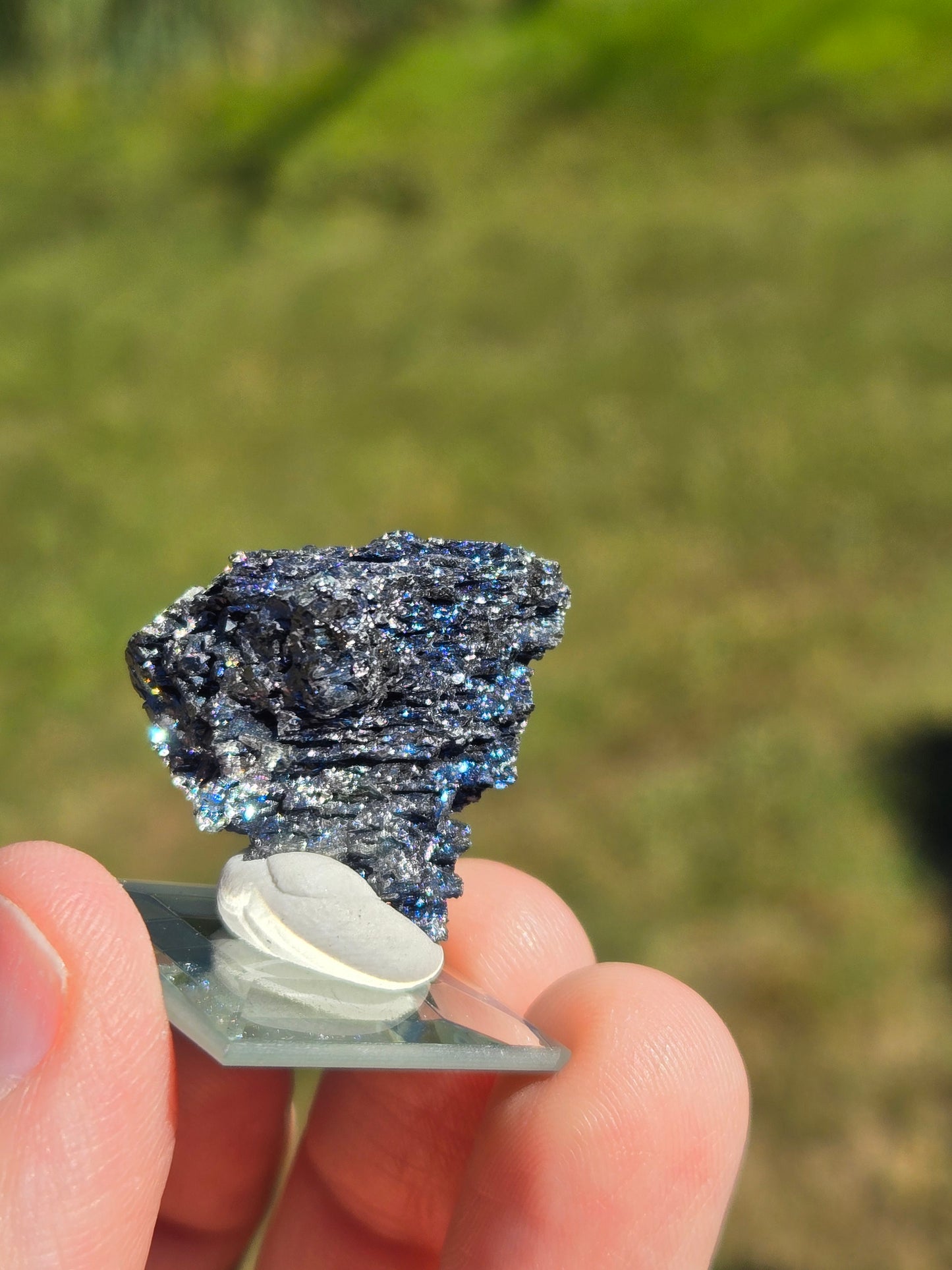 Iridescent Carborundum (Man Made Silicon Carbide) (A)