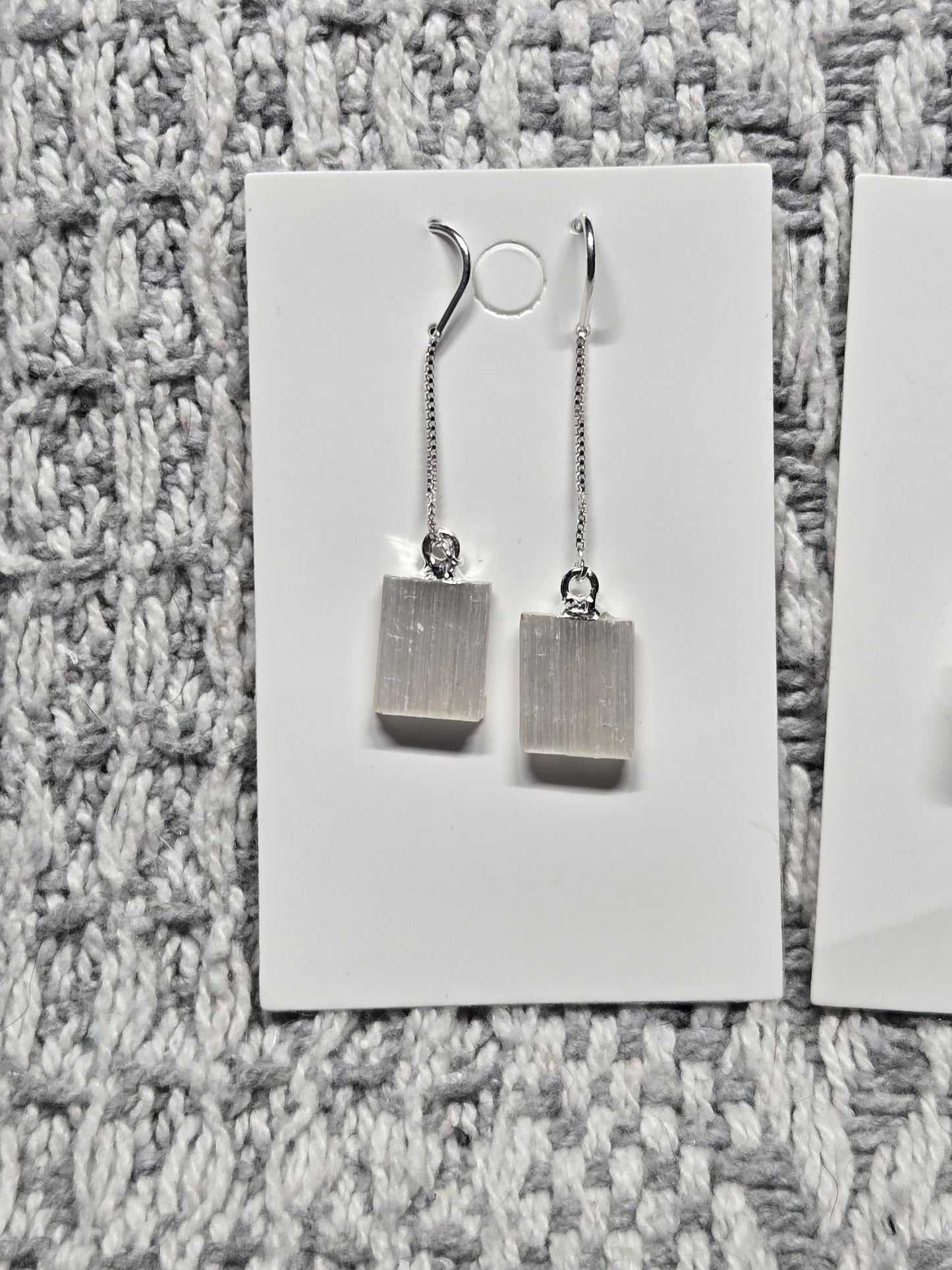 Dangle Earrings (Silver)