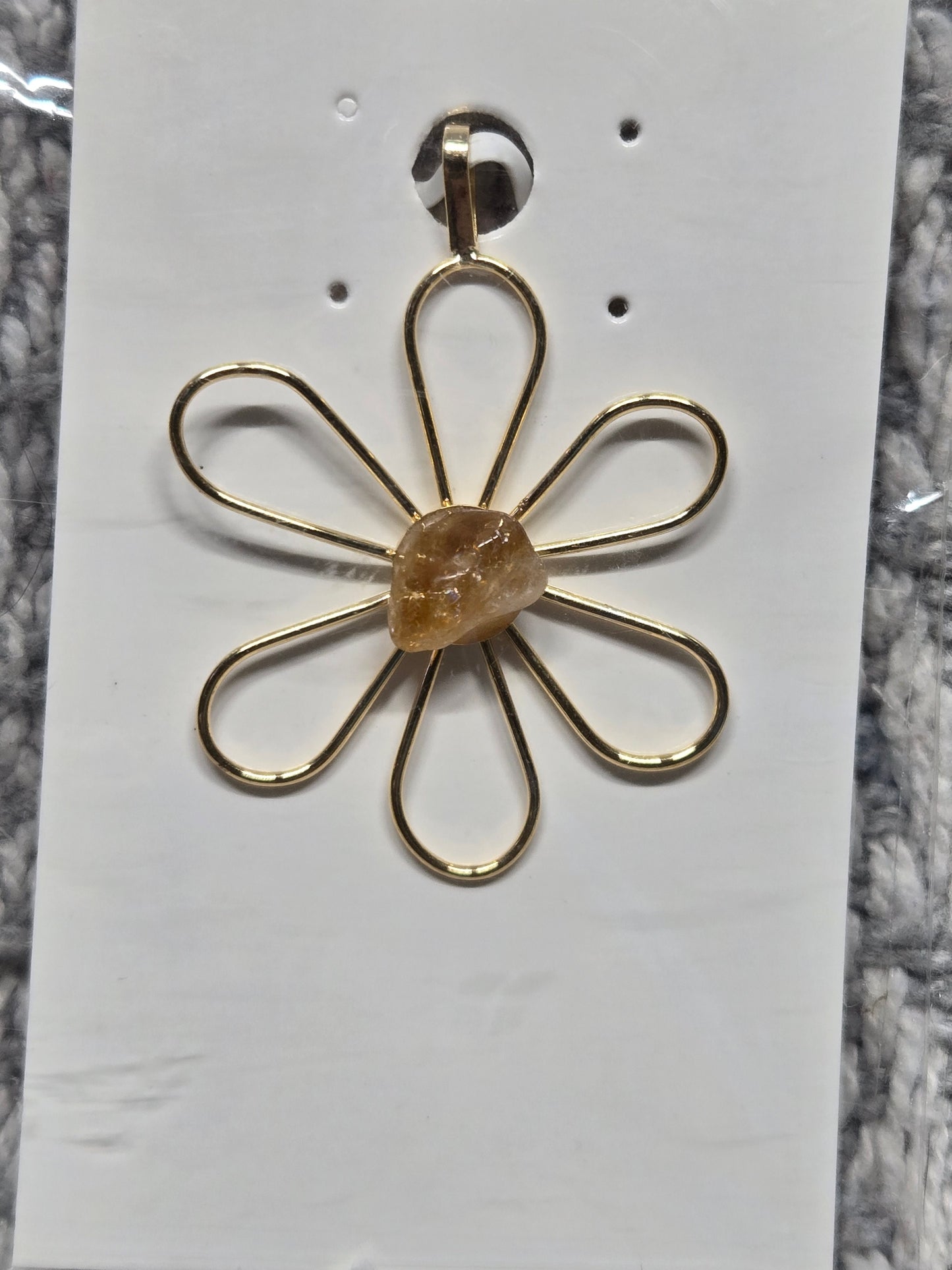 Daisy Pendant