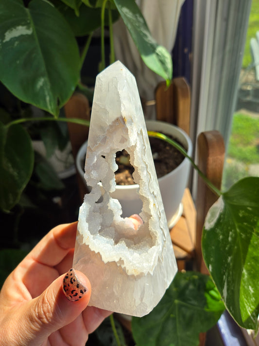 Agate Tower (30H)