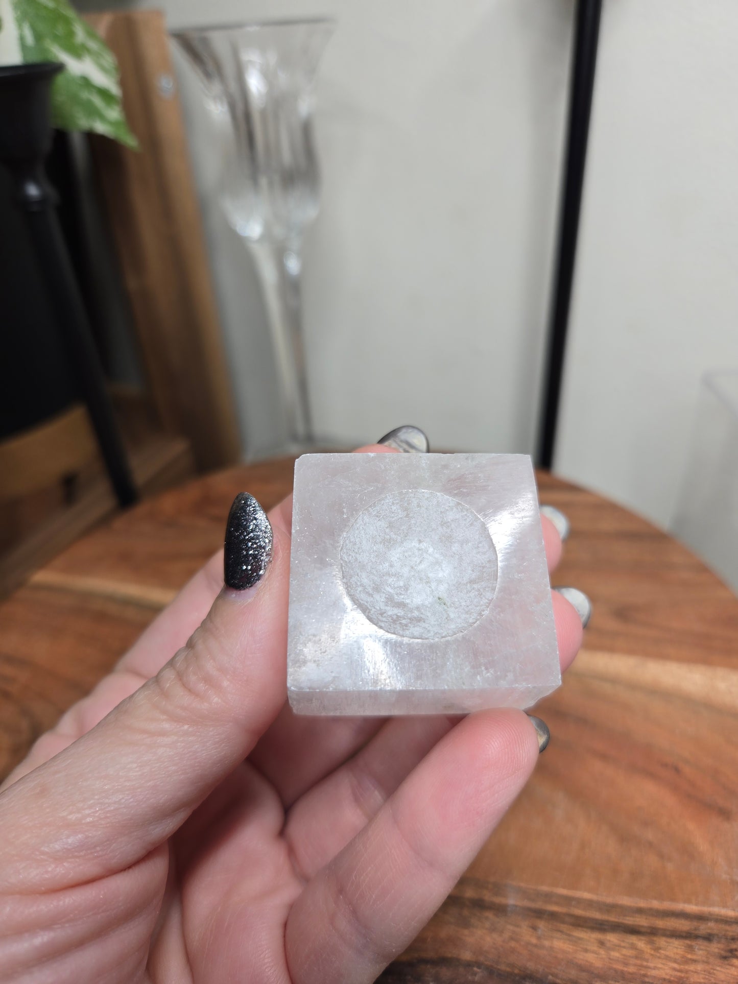 Satin Spar Sphere Stand