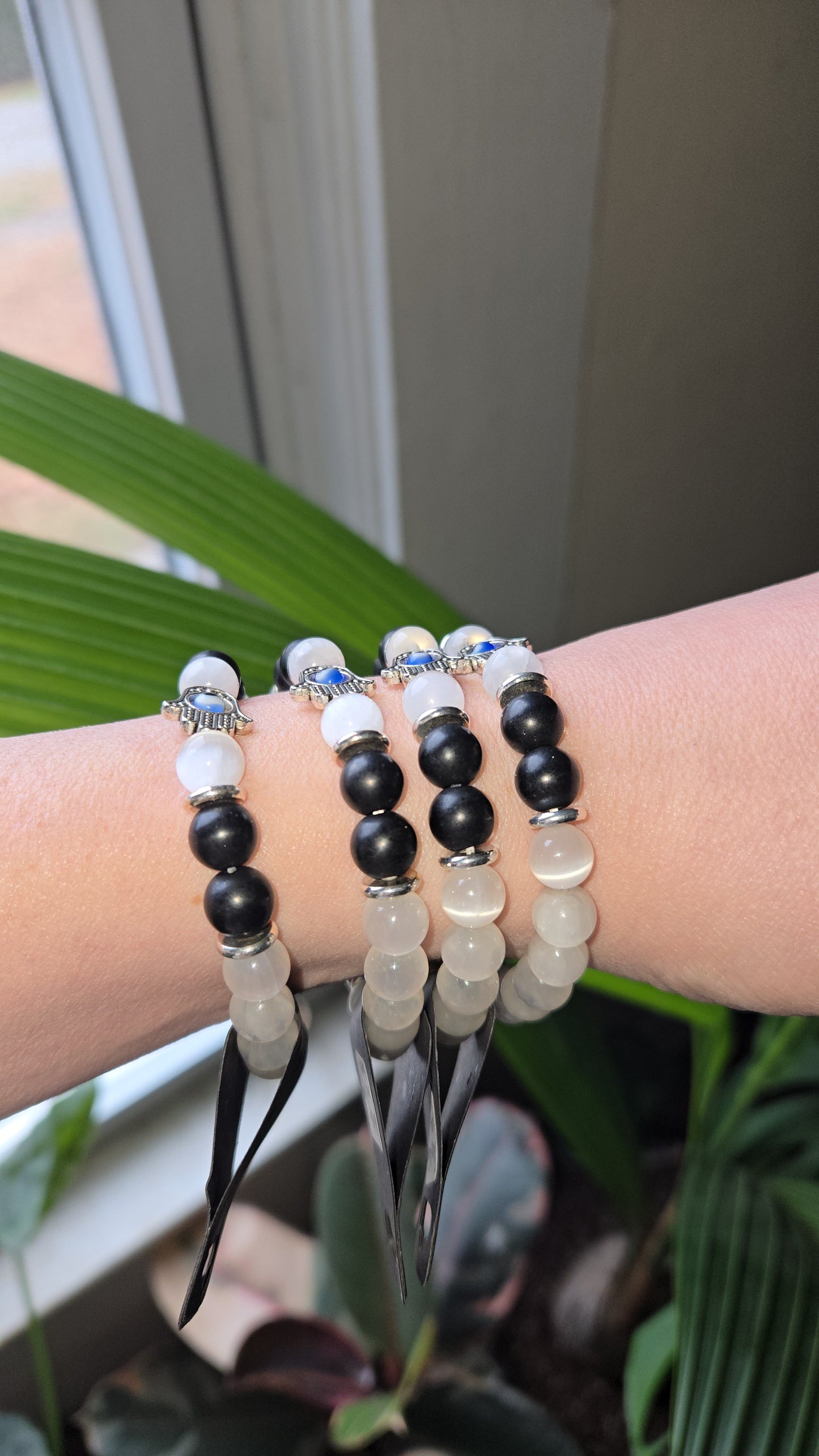 Selenite and Black Onyx With Hamsa Hand 🪬