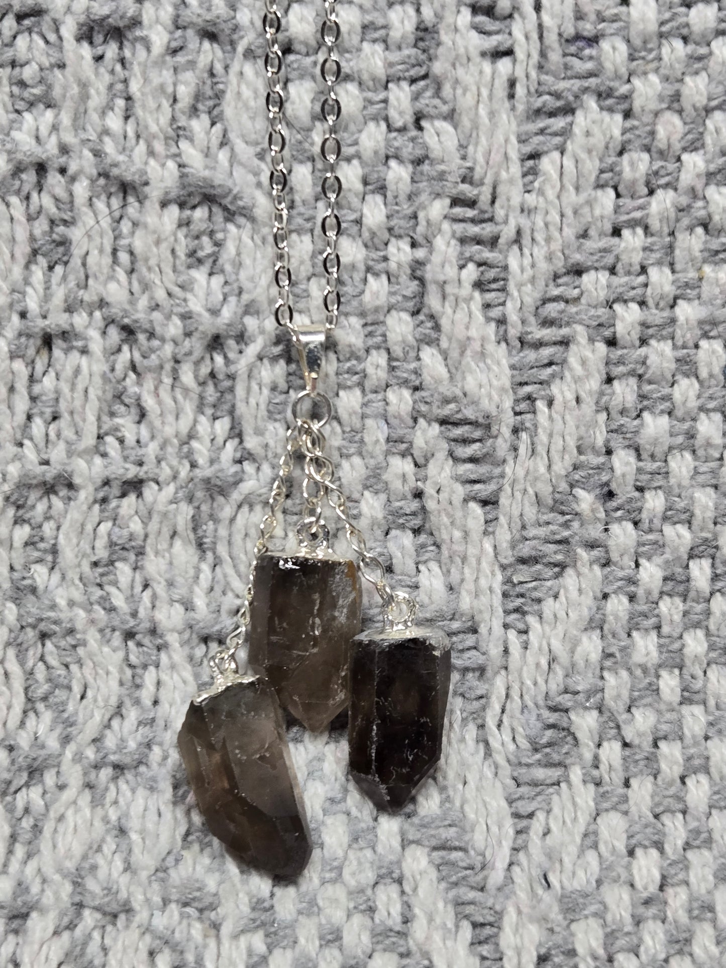 3 Point Smokey Necklace