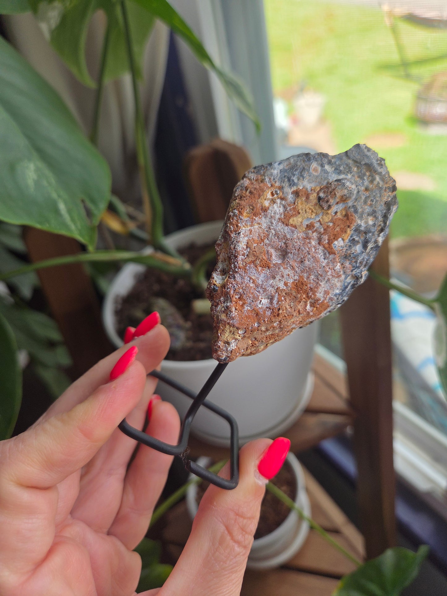 Geode on Stand