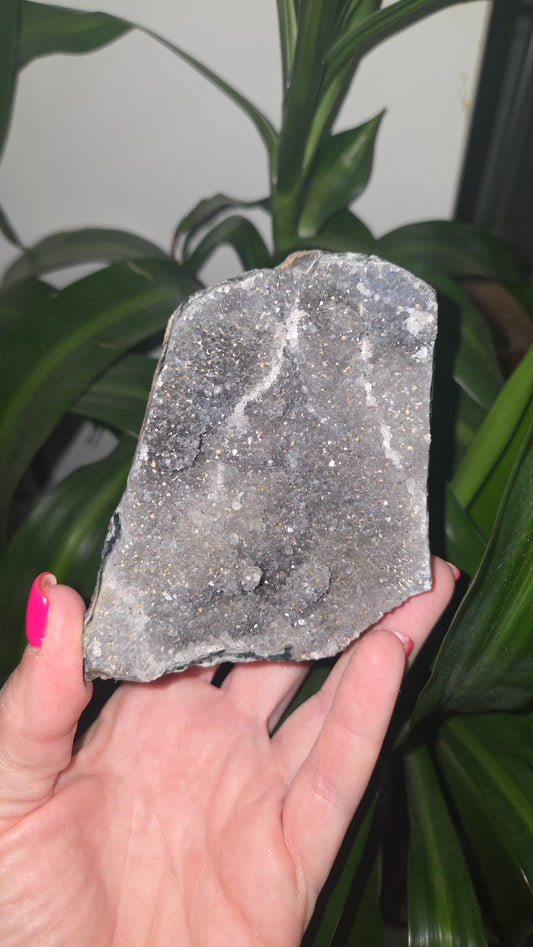 Grey Amethyst Cutbase
