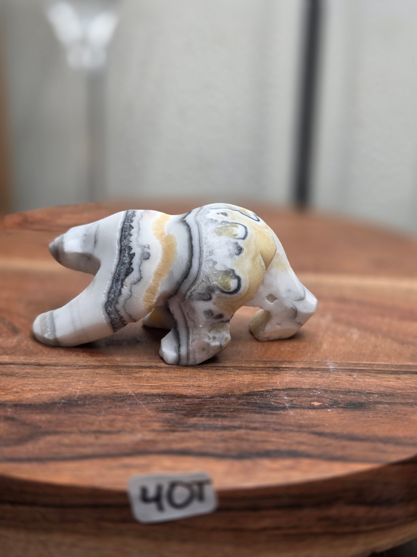 Onyx Standing Bear (medium)