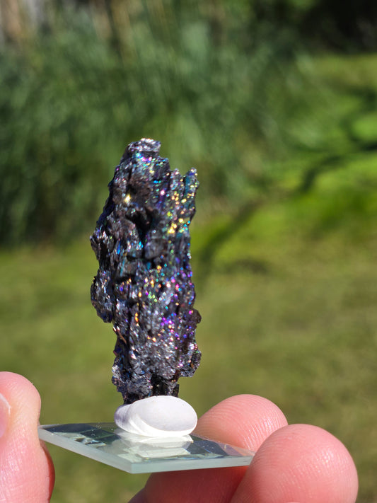 Iridescent Carborundum (Man Made Silicon Carbide)(B)