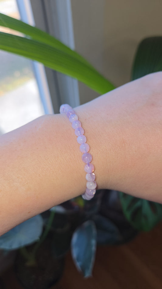 Lavender Quartz Braclet 6mm