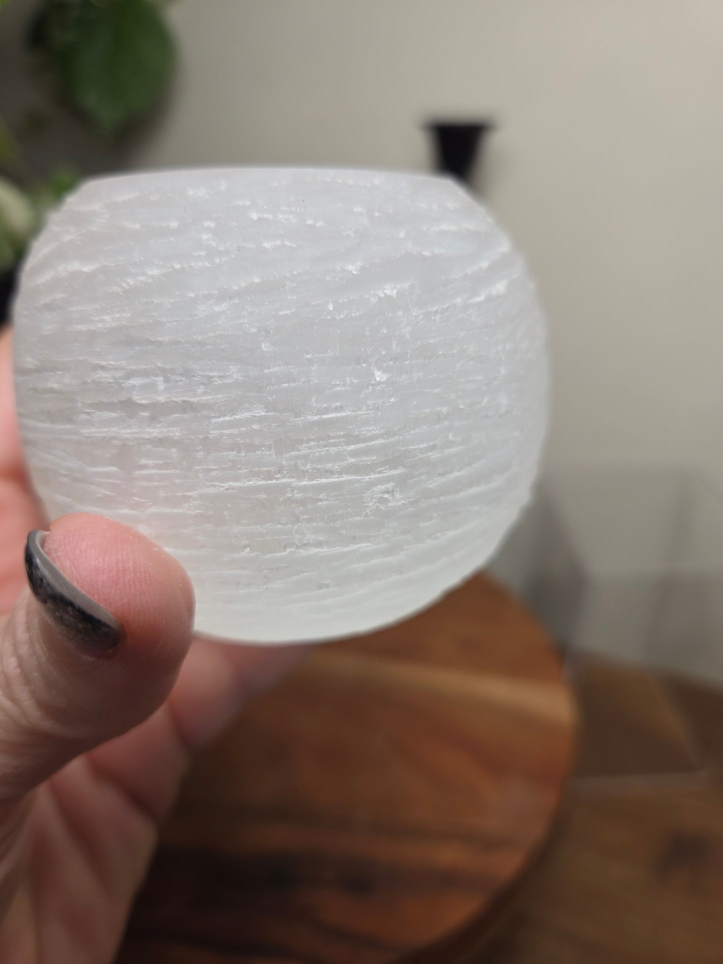 Satin Spar Candle Holder (Wavy Textured)